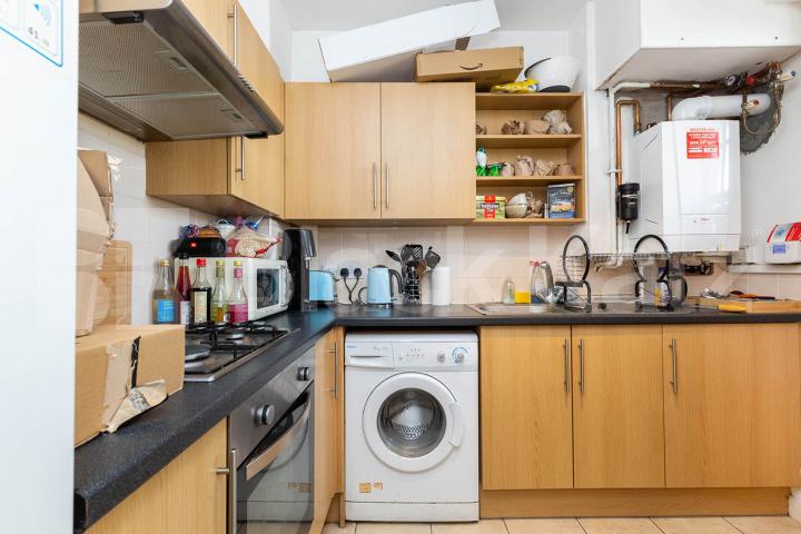 Spacious 1 bedroom located in Hoxton Mill Row, Hoxton